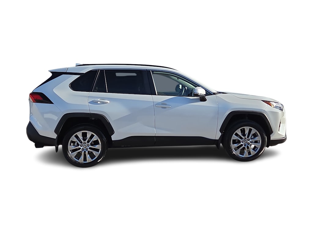 Thumbnail: 2025 Toyota RAV4 - 20