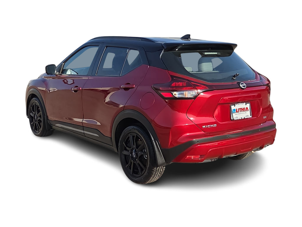 Thumbnail: 2023 Nissan Kicks - 4