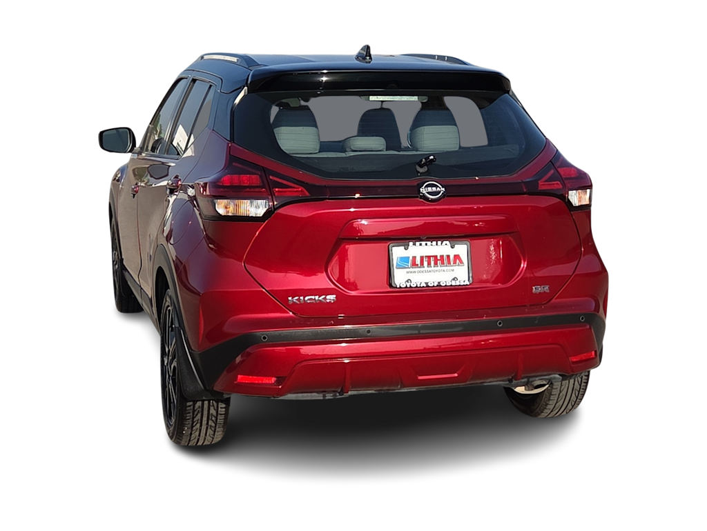 Thumbnail: 2023 Nissan Kicks - 5
