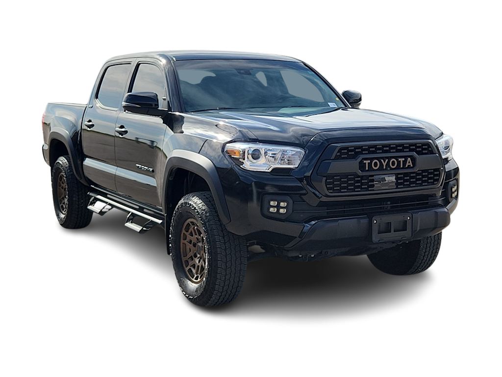 Thumbnail: 2023 Toyota Tacoma - 19