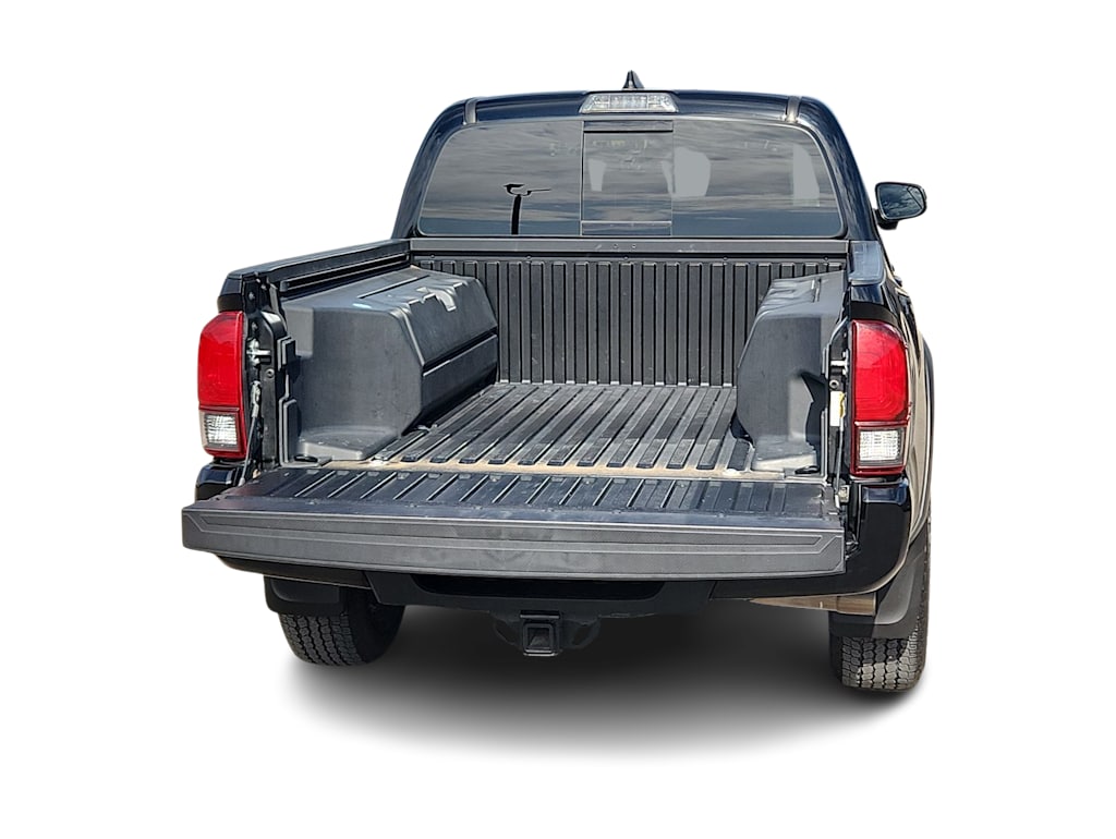 Thumbnail: 2023 Toyota Tacoma - 18