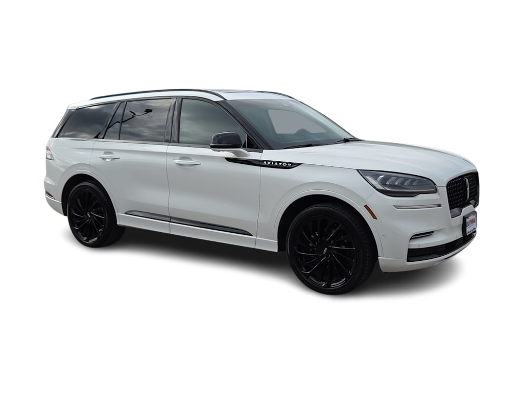 Thumbnail: 2023 Lincoln Aviator - 14
