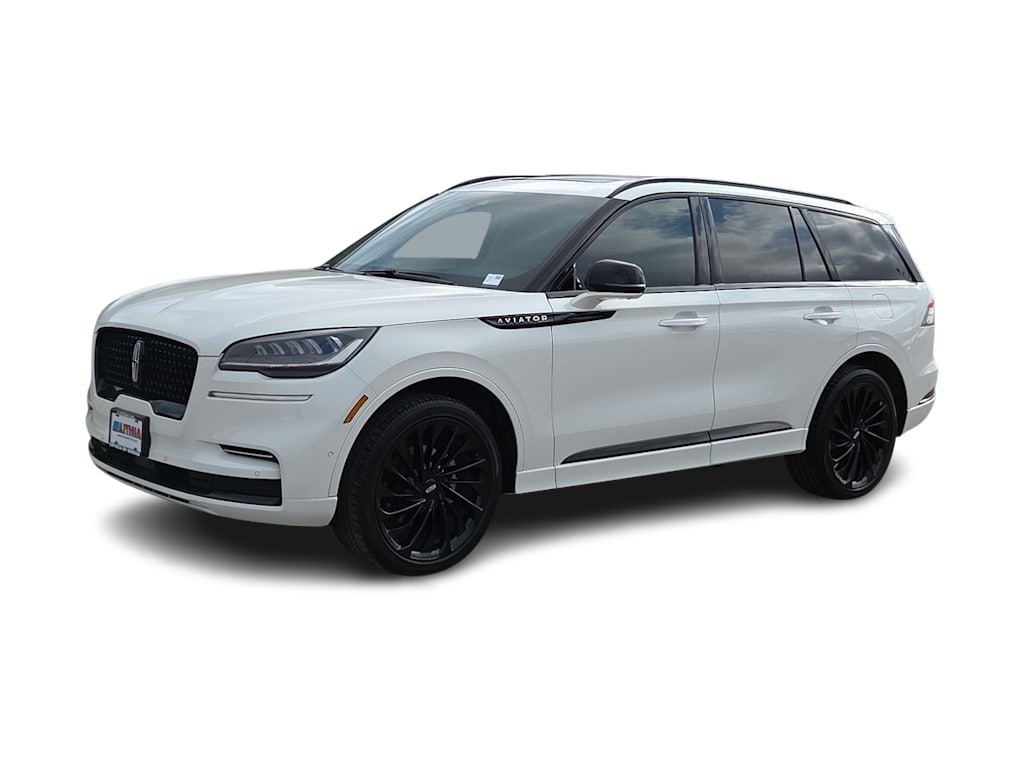 Thumbnail: 2023 Lincoln Aviator - 3