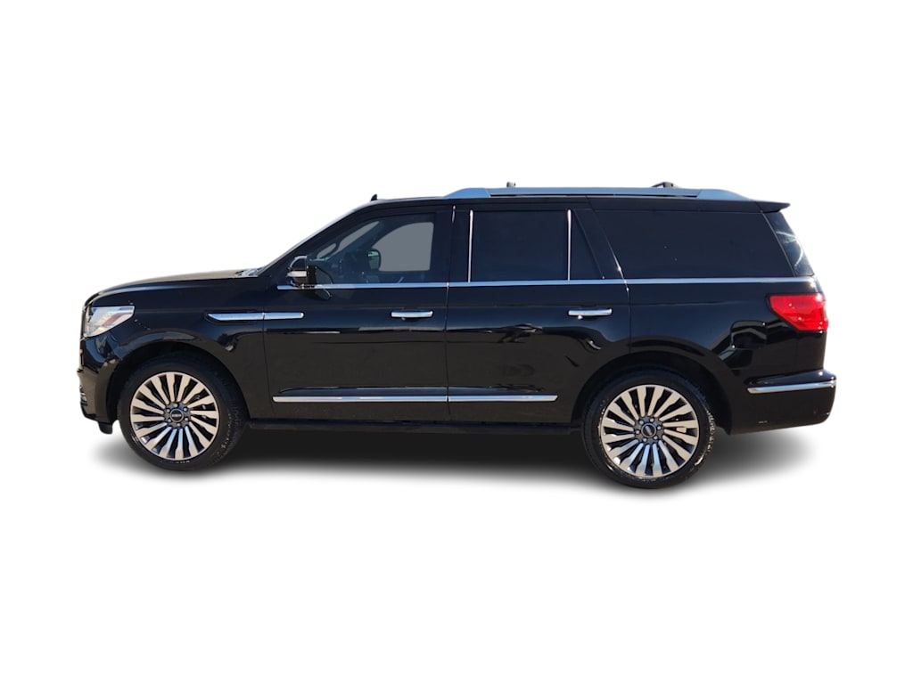 Thumbnail: 2018 Lincoln Navigator - 3