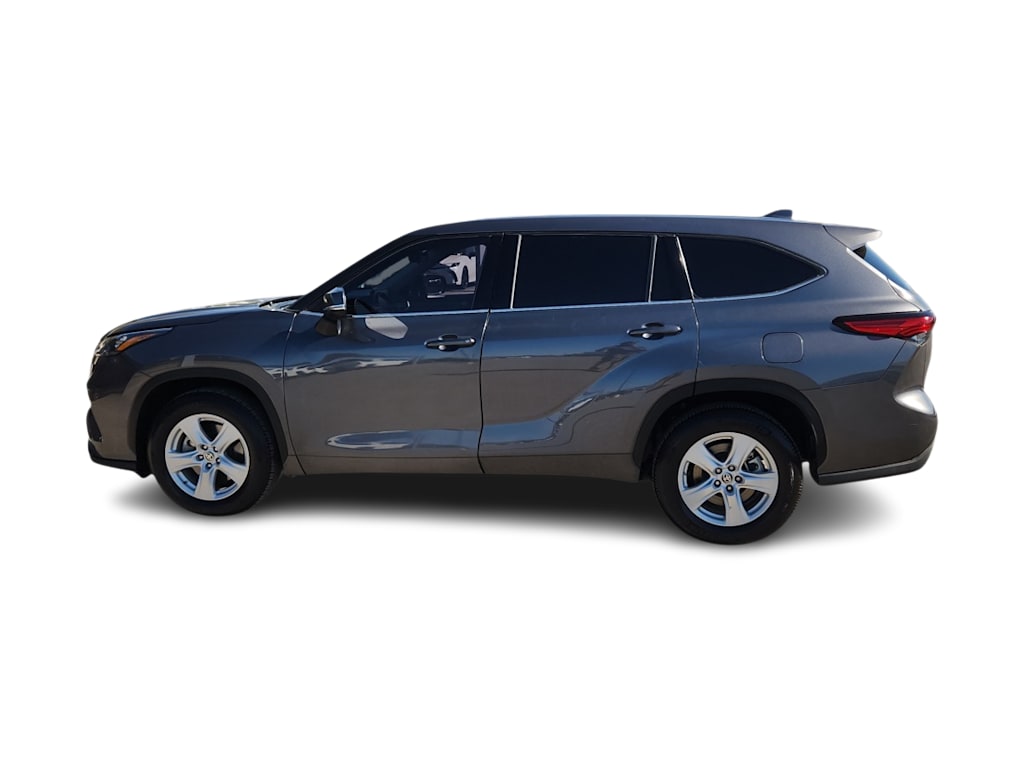 Thumbnail: 2020 Toyota Highlander - 3