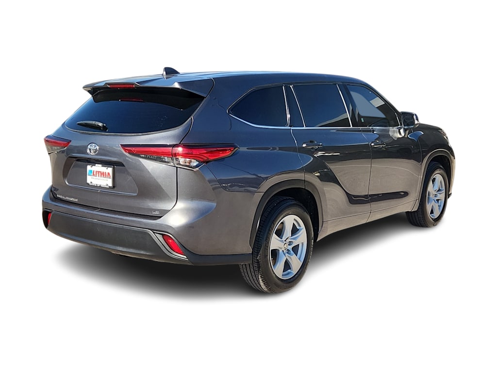 Thumbnail: 2020 Toyota Highlander - 21