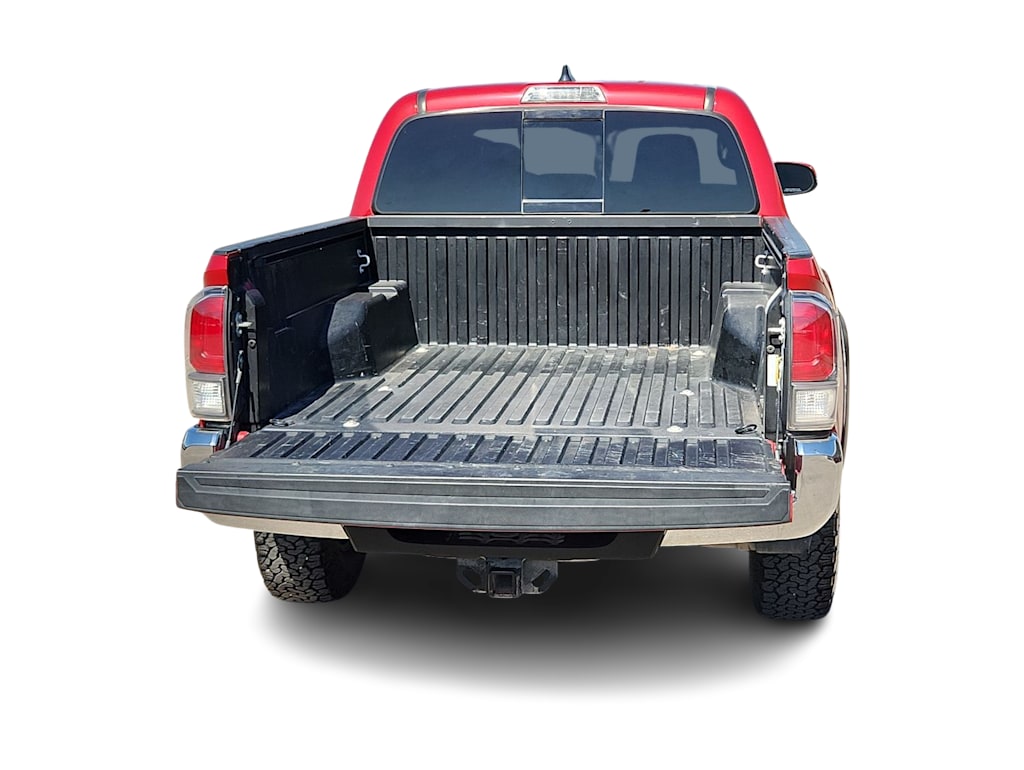 Thumbnail: 2021 Toyota Tacoma - 16