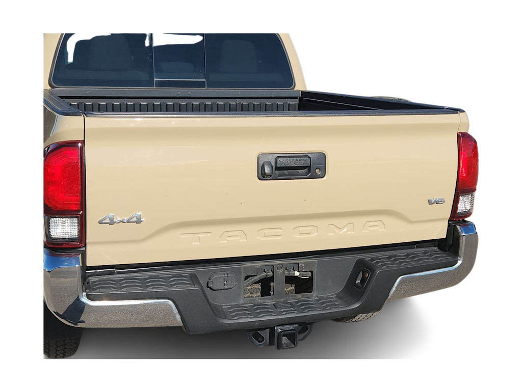 Thumbnail: 2019 Toyota Tacoma - 22