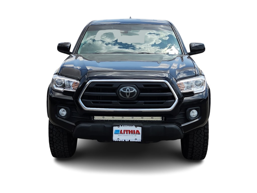 Thumbnail: 2018 Toyota Tacoma - 7