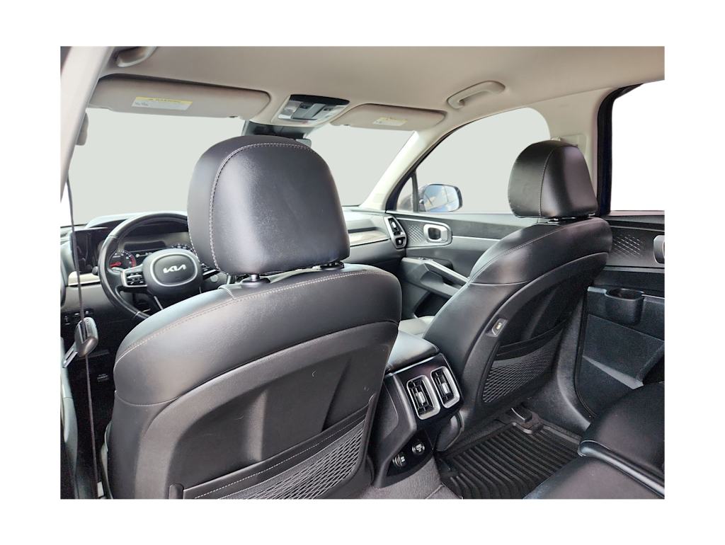 Thumbnail: 2022 Kia Sorento - 23