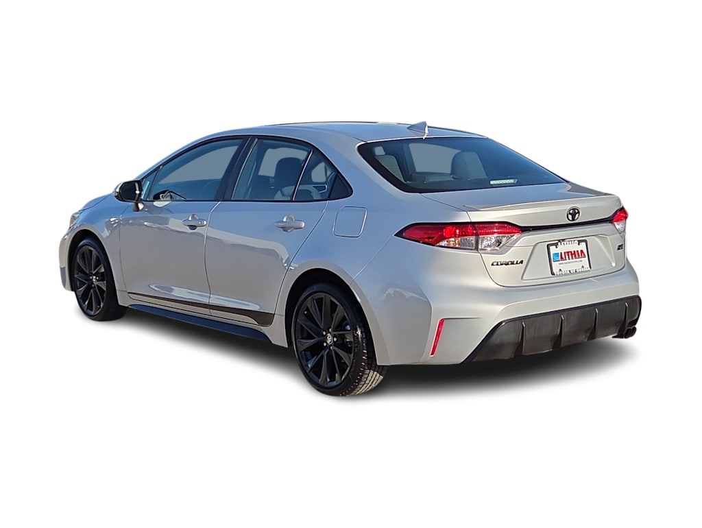 Thumbnail: 2023 Toyota Corolla - 4
