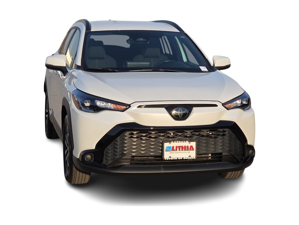 Thumbnail: 2023 Toyota Corolla Cross - 6
