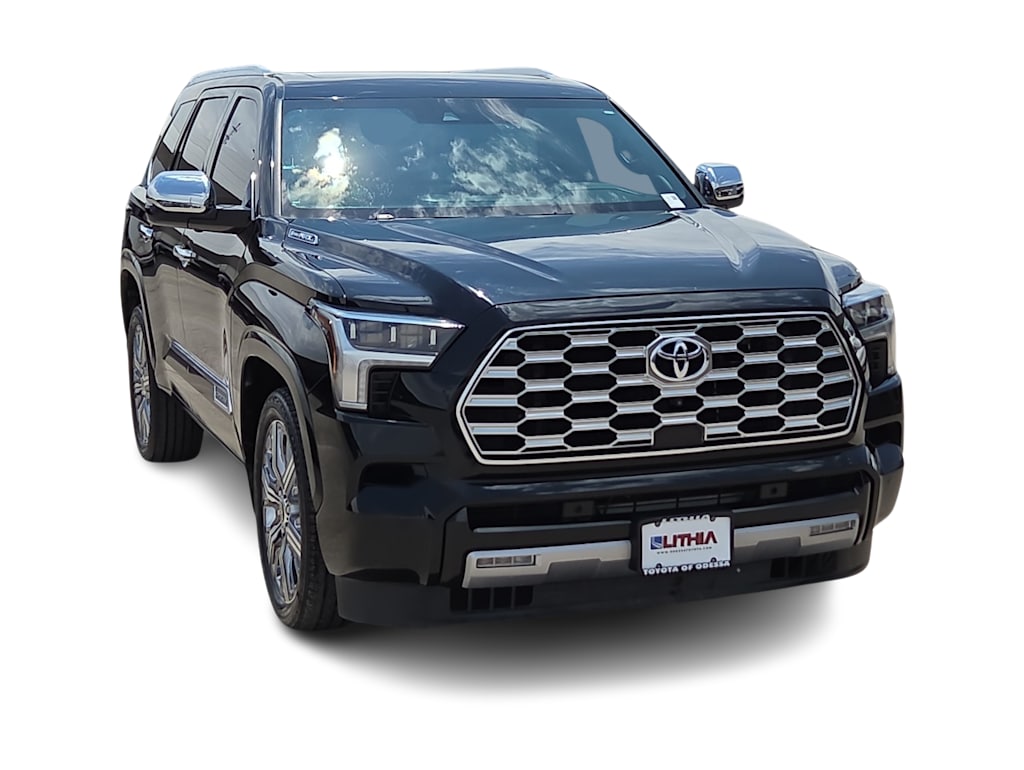 Thumbnail: 2023 Toyota Sequoia - 17