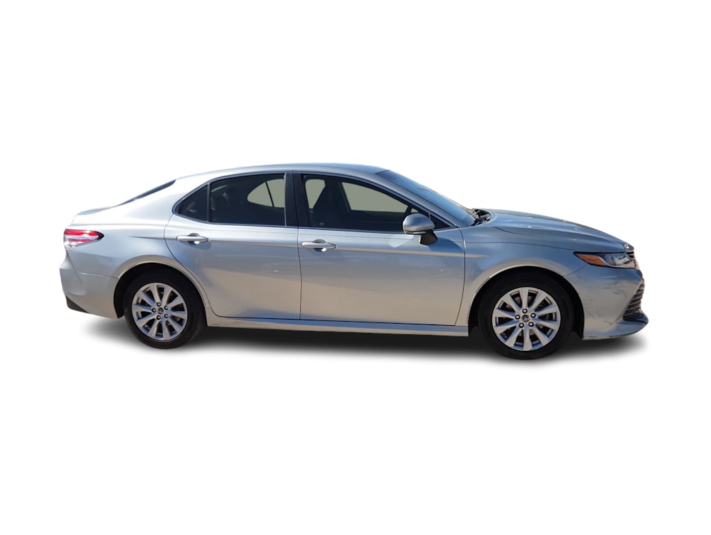 Thumbnail: 2018 Toyota Camry - 18