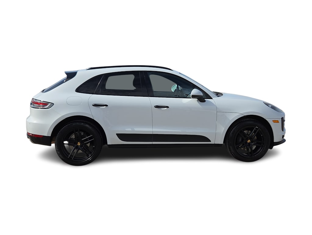 Thumbnail: 2020 Porsche Macan - 21