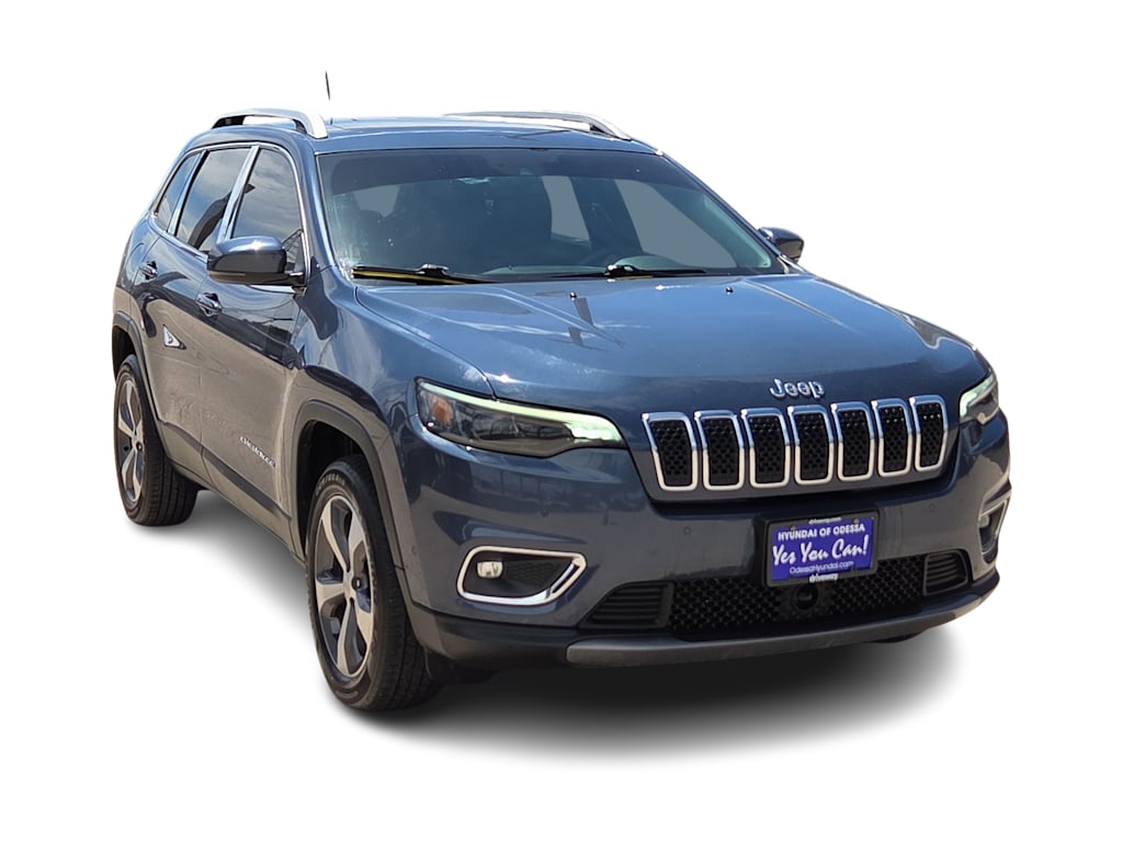 Thumbnail: 2021 Jeep Cherokee - 16