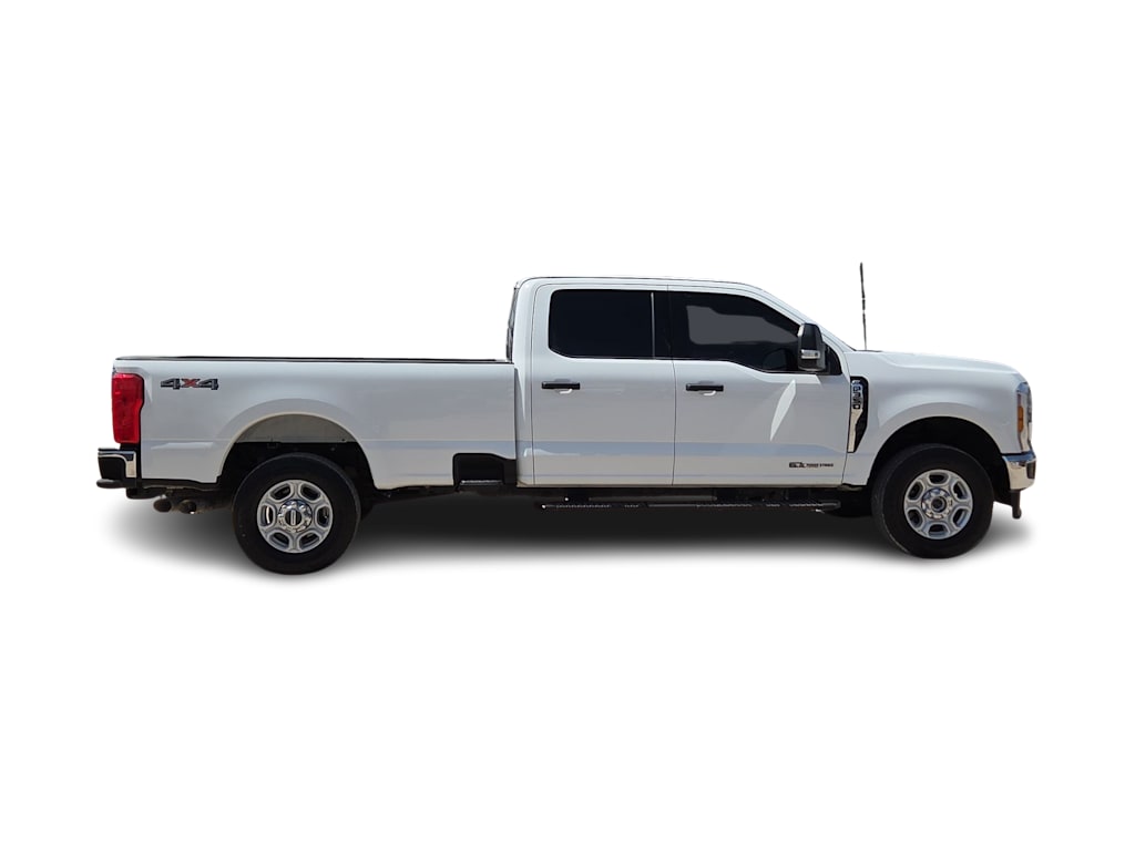 Thumbnail: 2025 Ford F-350 - 19