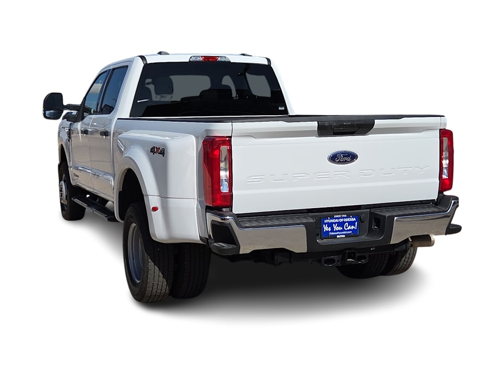 Thumbnail: 2025 Ford F-350 - 16
