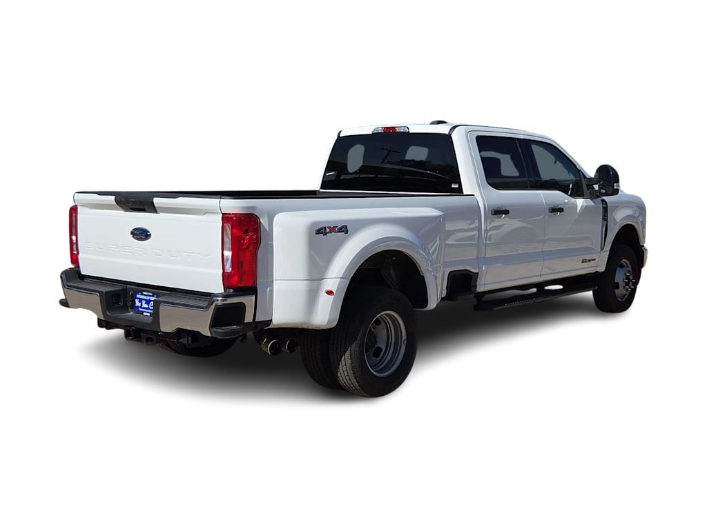 Thumbnail: 2025 Ford F-350 - 17