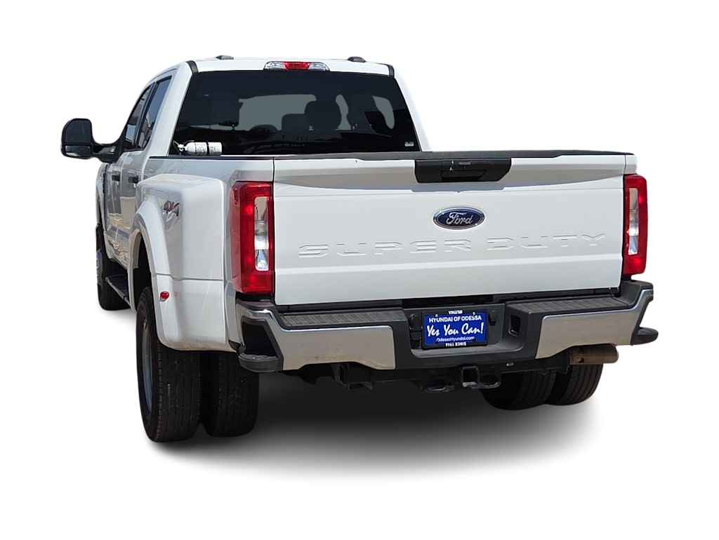 Thumbnail: 2025 Ford F-350 - 18