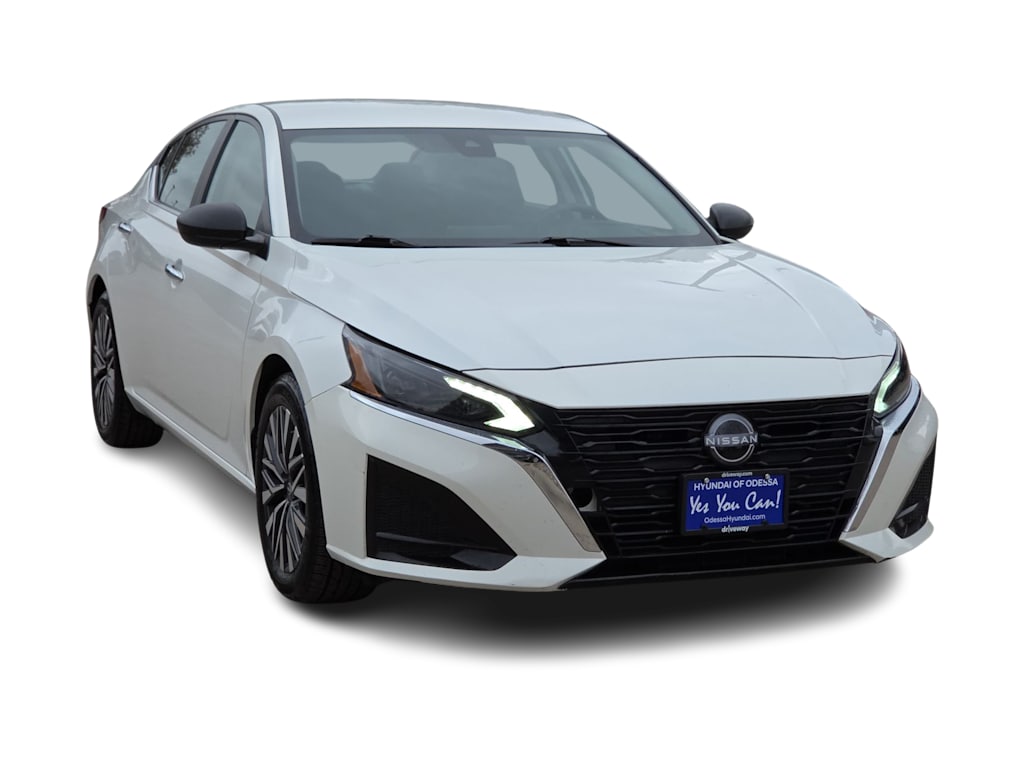 Thumbnail: 2024 Nissan Altima - 18