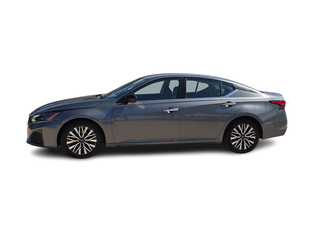 Thumbnail: 2024 Nissan Altima - 3