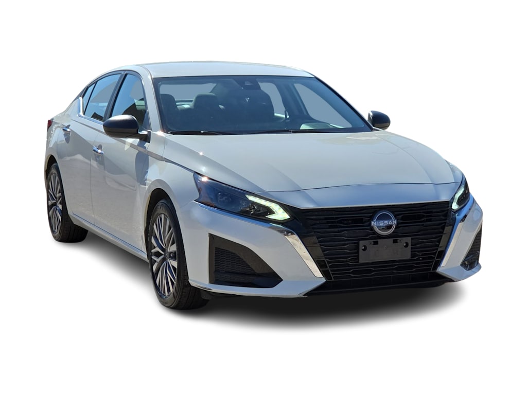 Thumbnail: 2025 Nissan Altima - 17