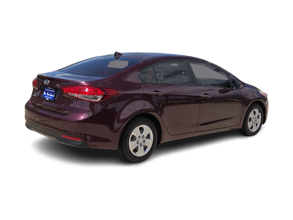 Thumbnail: 2018 Kia Forte - 22