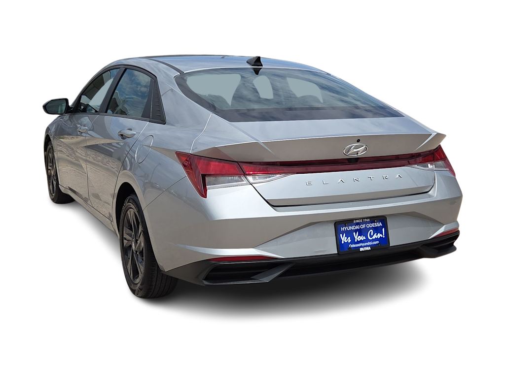 Thumbnail: 2023 Hyundai Elantra - 18