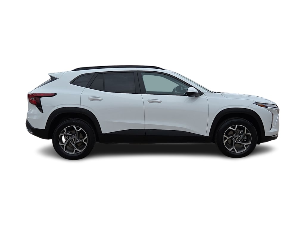 Thumbnail: 2025 Chevrolet Trax - 19