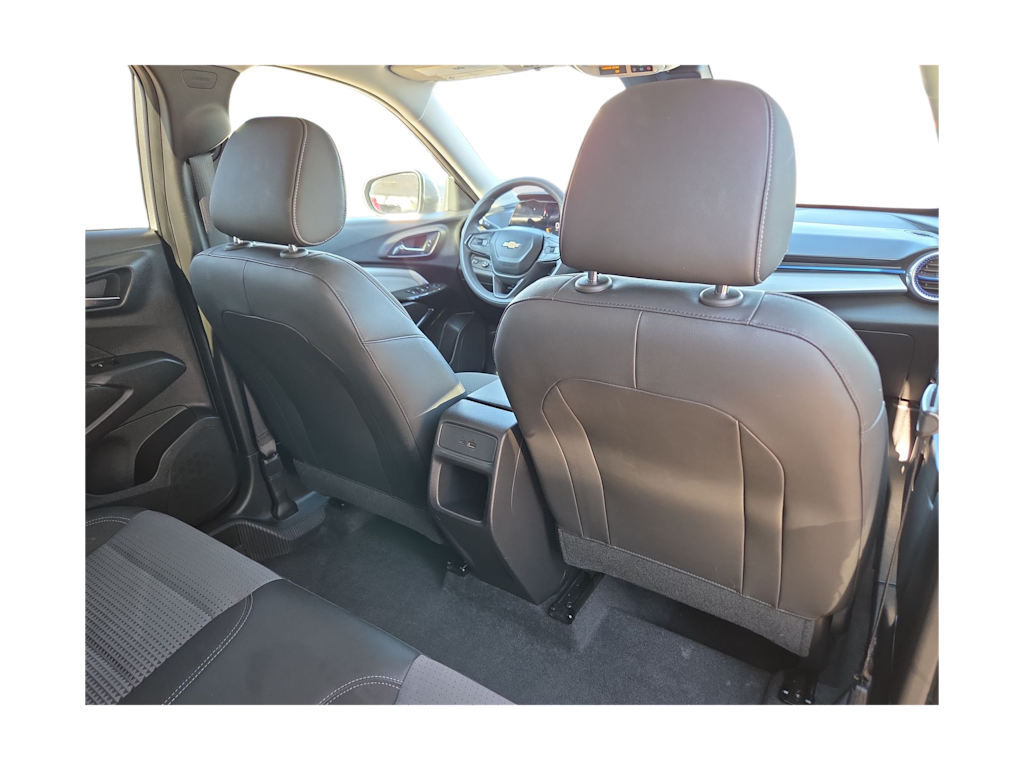 Thumbnail: 2025 Chevrolet Trax - 22
