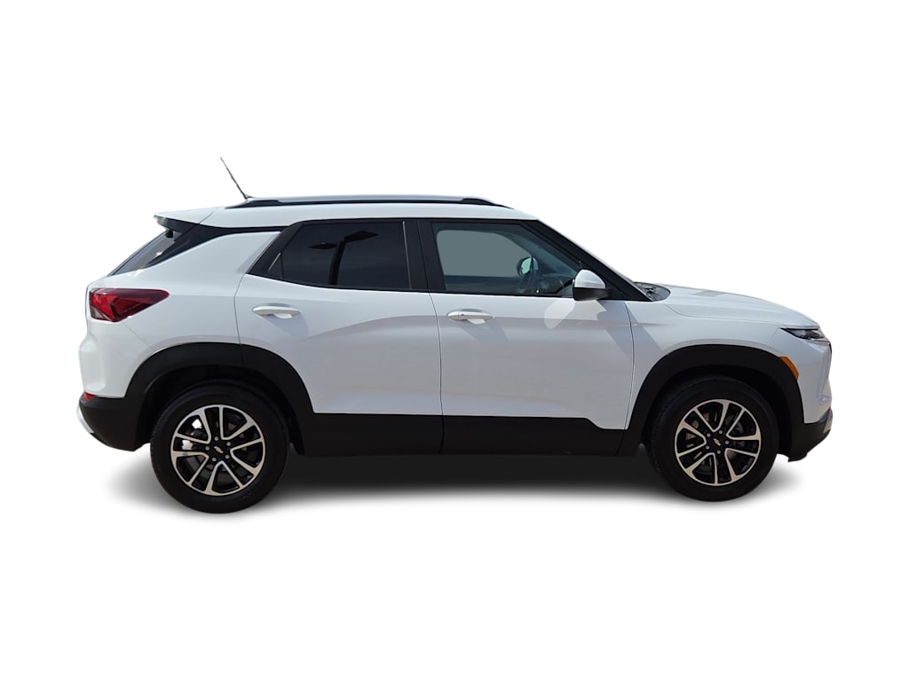 Thumbnail: 2025 Chevrolet TrailBlazer - 21