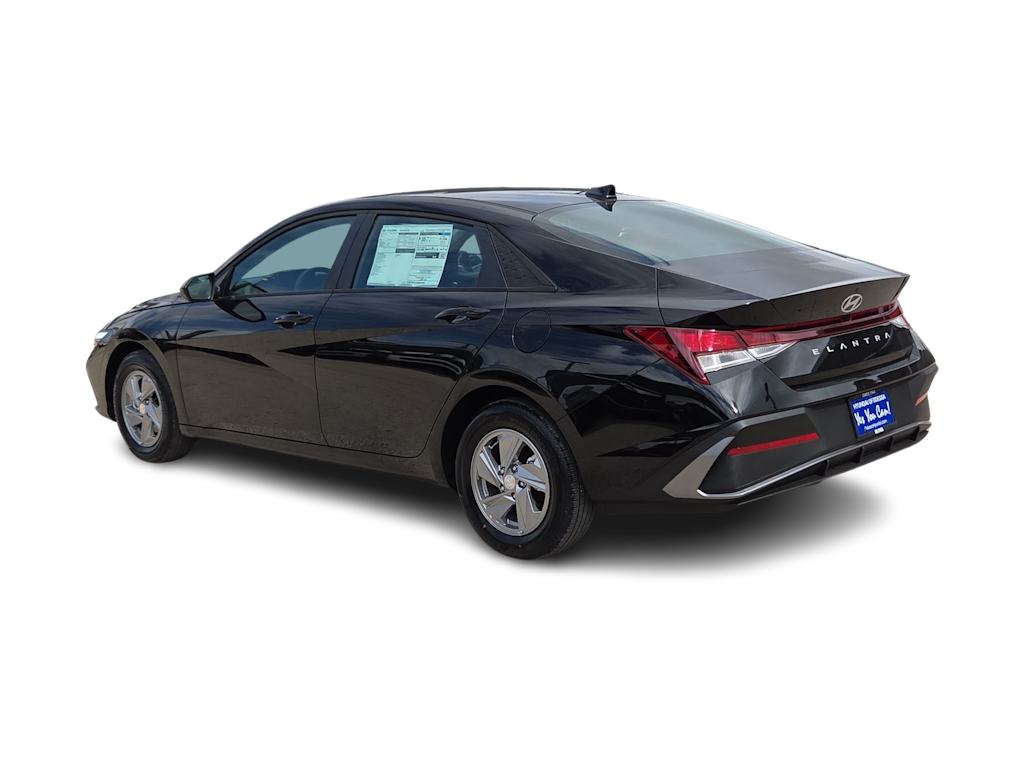 Thumbnail: 2026 Hyundai Elantra - 4