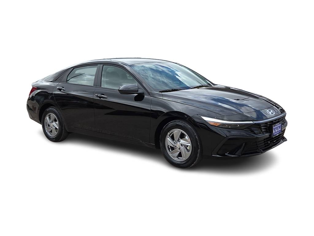 Thumbnail: 2026 Hyundai Elantra - 17