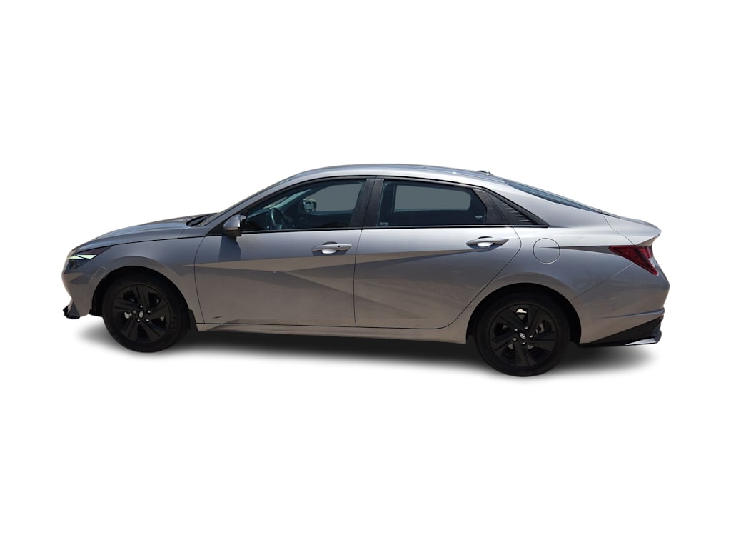 Thumbnail: 2023 Hyundai Elantra - 17