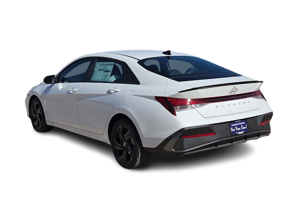 Thumbnail: 2026 Hyundai Elantra - 4