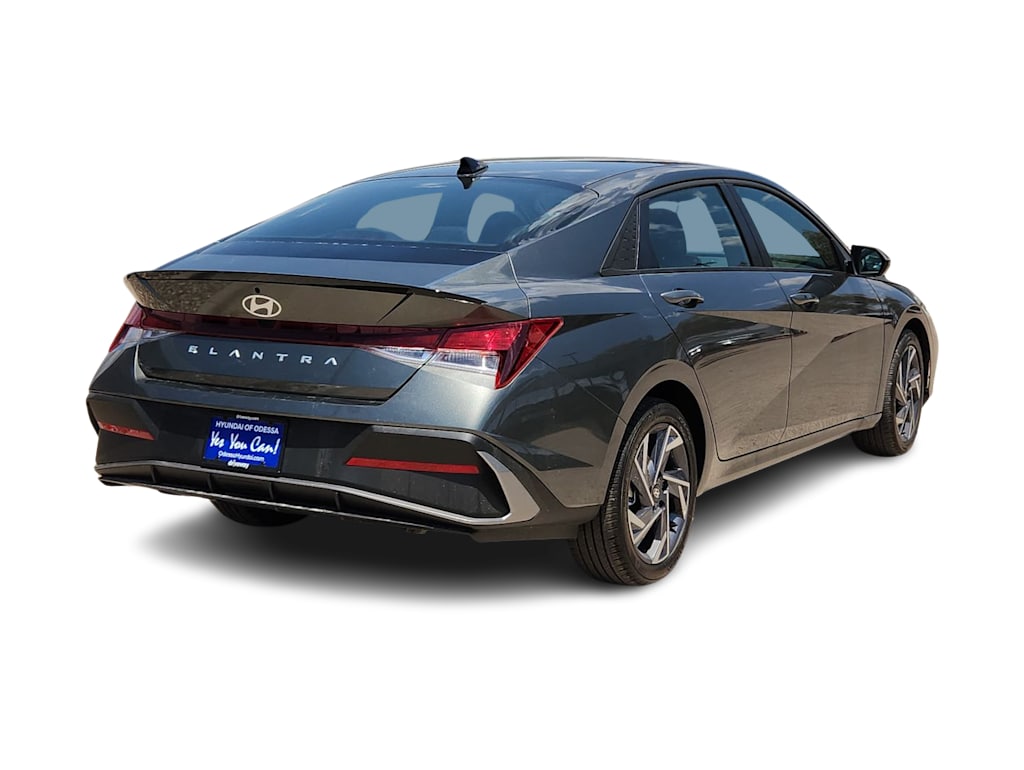 Thumbnail: 2025 Hyundai Elantra - 19