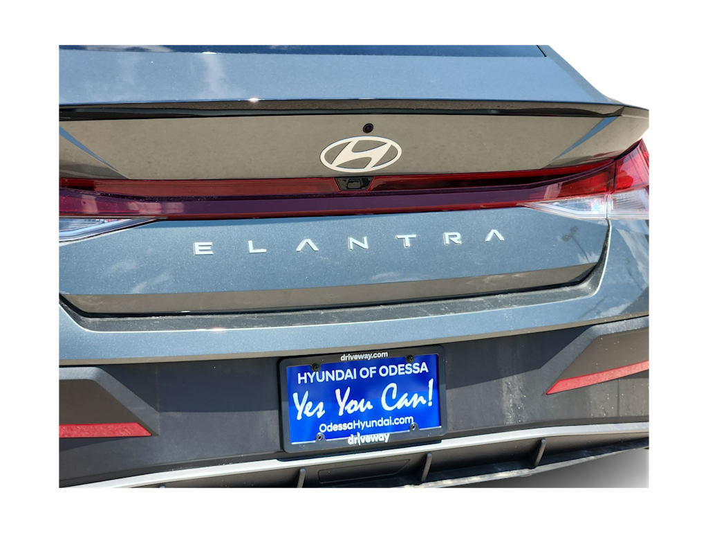 Thumbnail: 2025 Hyundai Elantra - 21