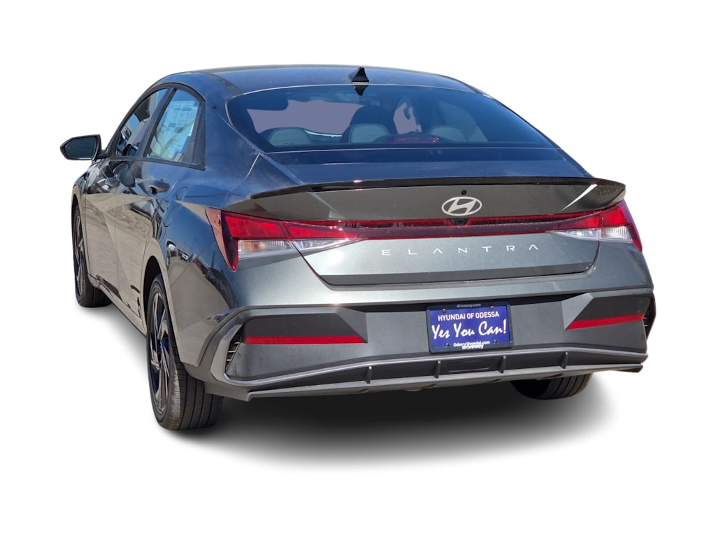 Thumbnail: 2026 Hyundai Elantra - 18