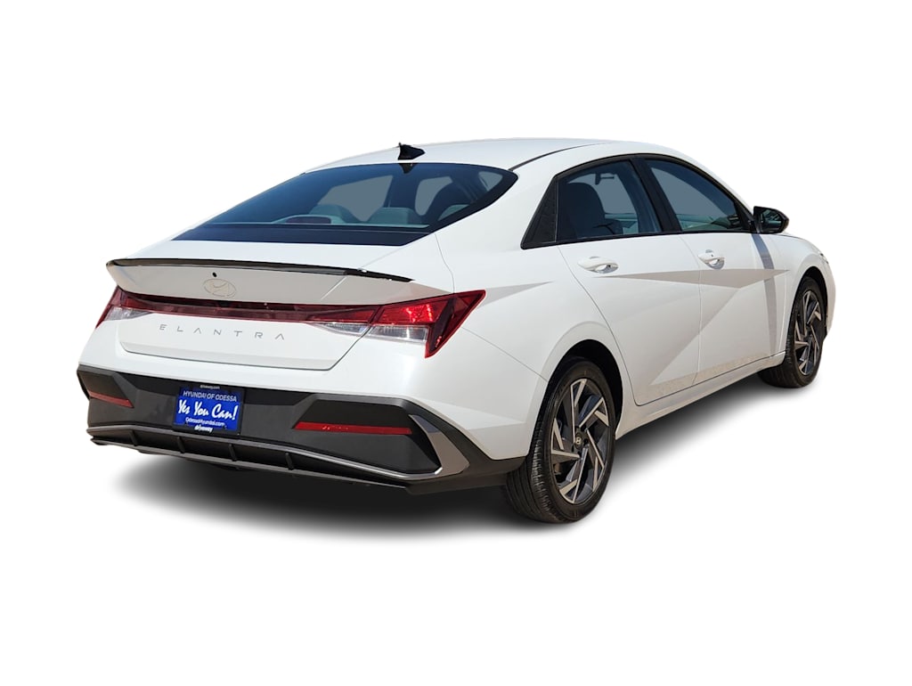 Thumbnail: 2025 Hyundai Elantra - 21