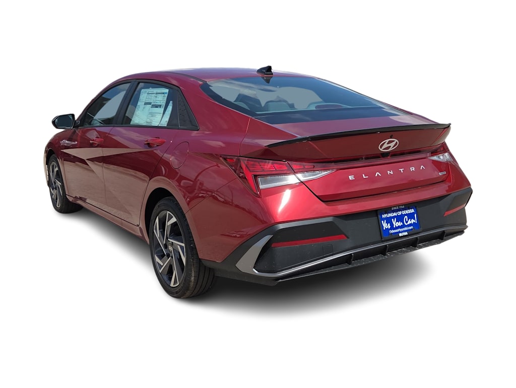 Thumbnail: 2025 Hyundai Elantra - 22