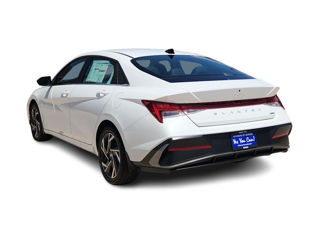 Thumbnail: 2025 Hyundai Elantra - 4