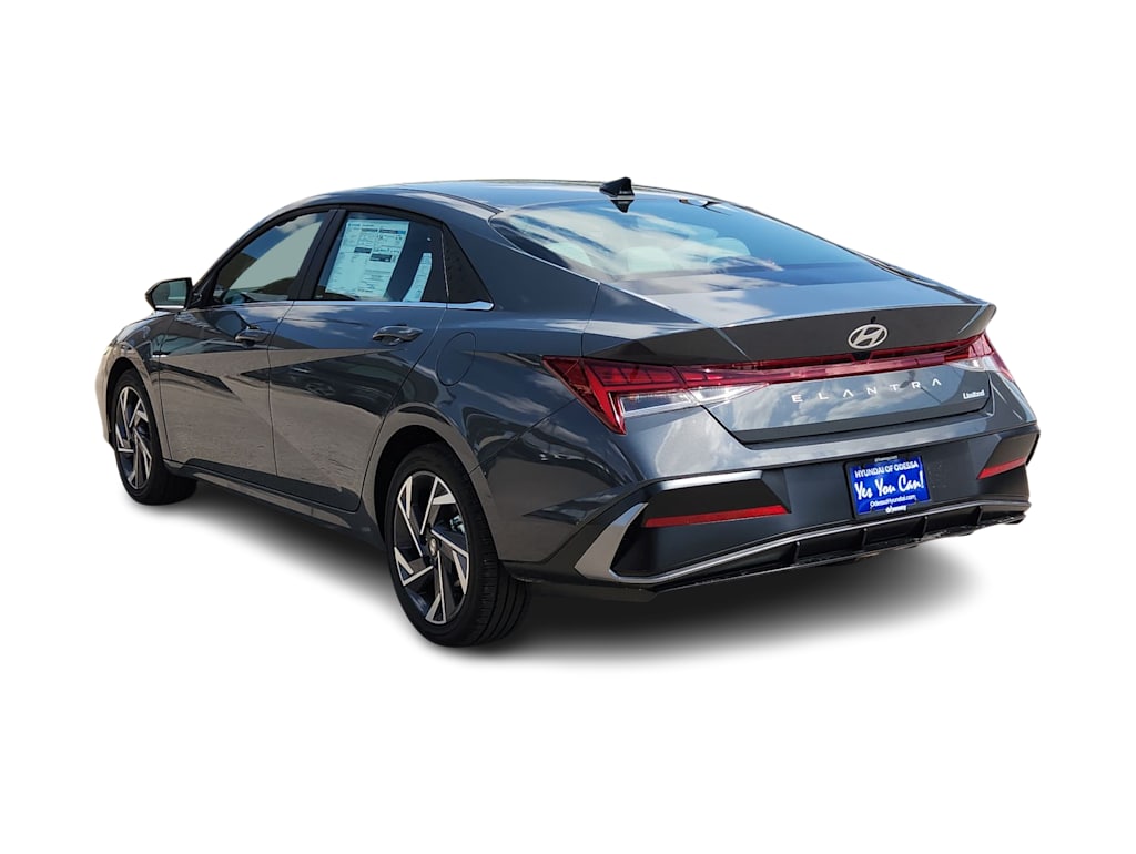 Thumbnail: 2025 Hyundai Elantra - 4