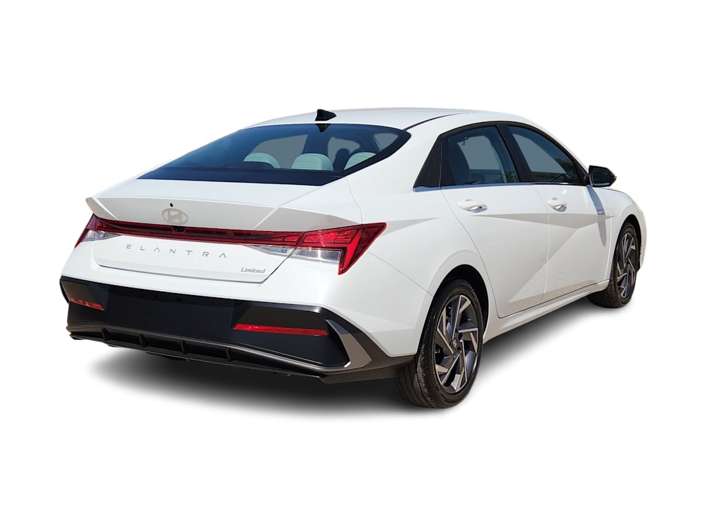 Thumbnail: 2025 Hyundai Elantra - 18