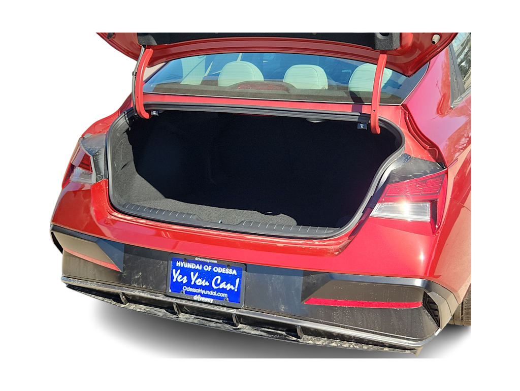 Thumbnail: 2025 Hyundai Elantra - 16