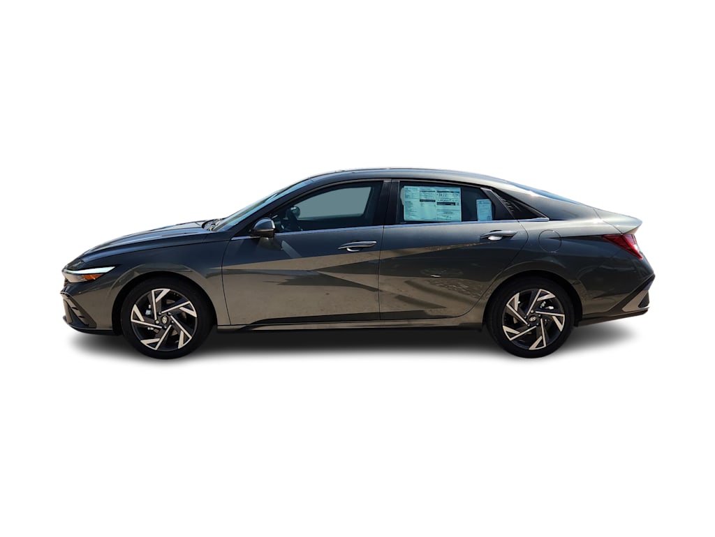 Thumbnail: 2025 Hyundai Elantra - 3