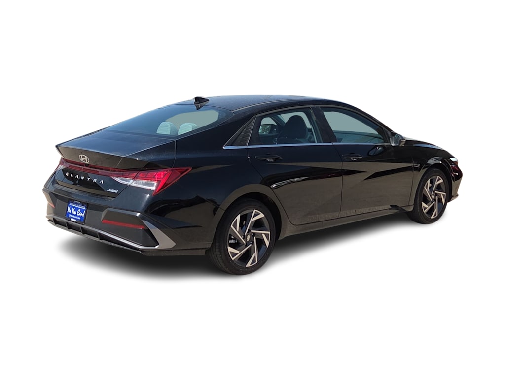 Thumbnail: 2026 Hyundai Elantra - 18
