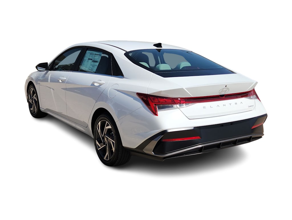 Thumbnail: 2025 Hyundai Elantra - 4