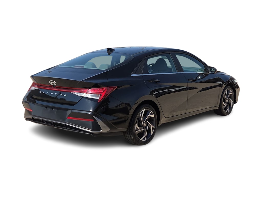 Thumbnail: 2025 Hyundai Elantra - 19