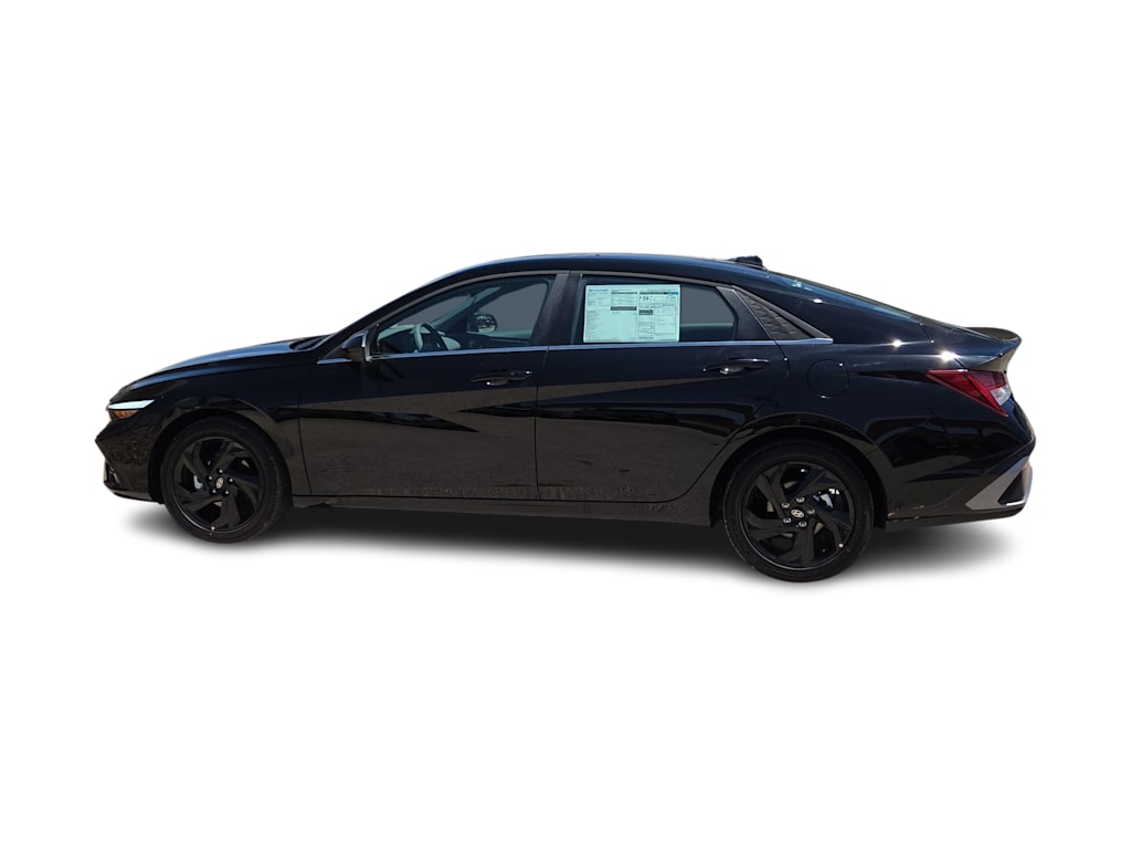 Thumbnail: 2026 Hyundai Elantra - 18